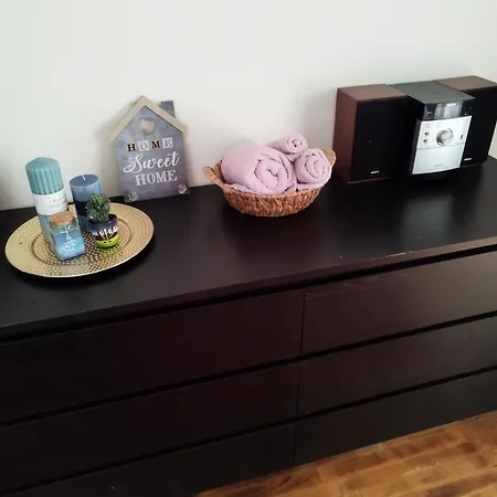 Проживание в семье Private In Shared House Салоники