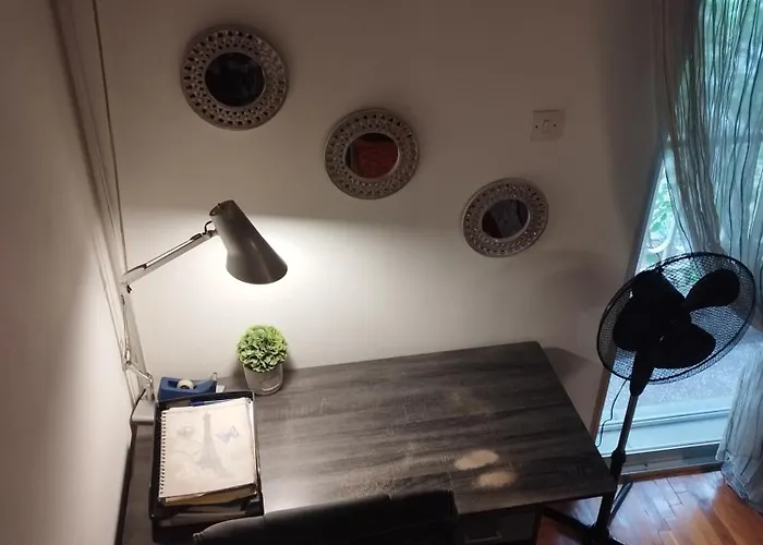 Проживание в семье Private In Shared House