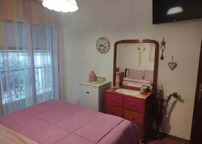 Private In Shared House Tesalónica