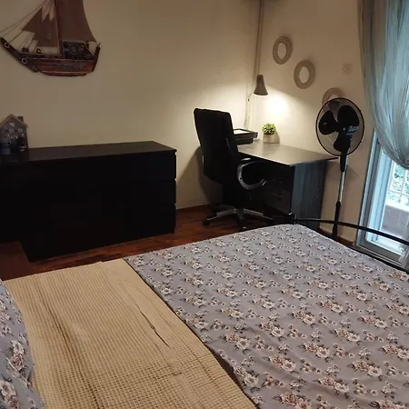 Проживание в семье Private In Shared House